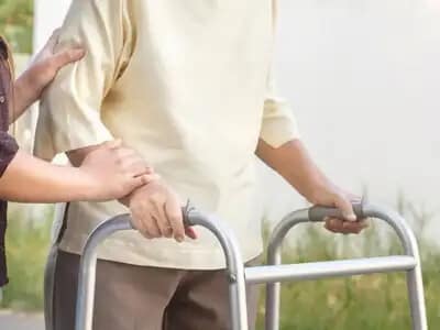 consejos para evitar caídas en mayores